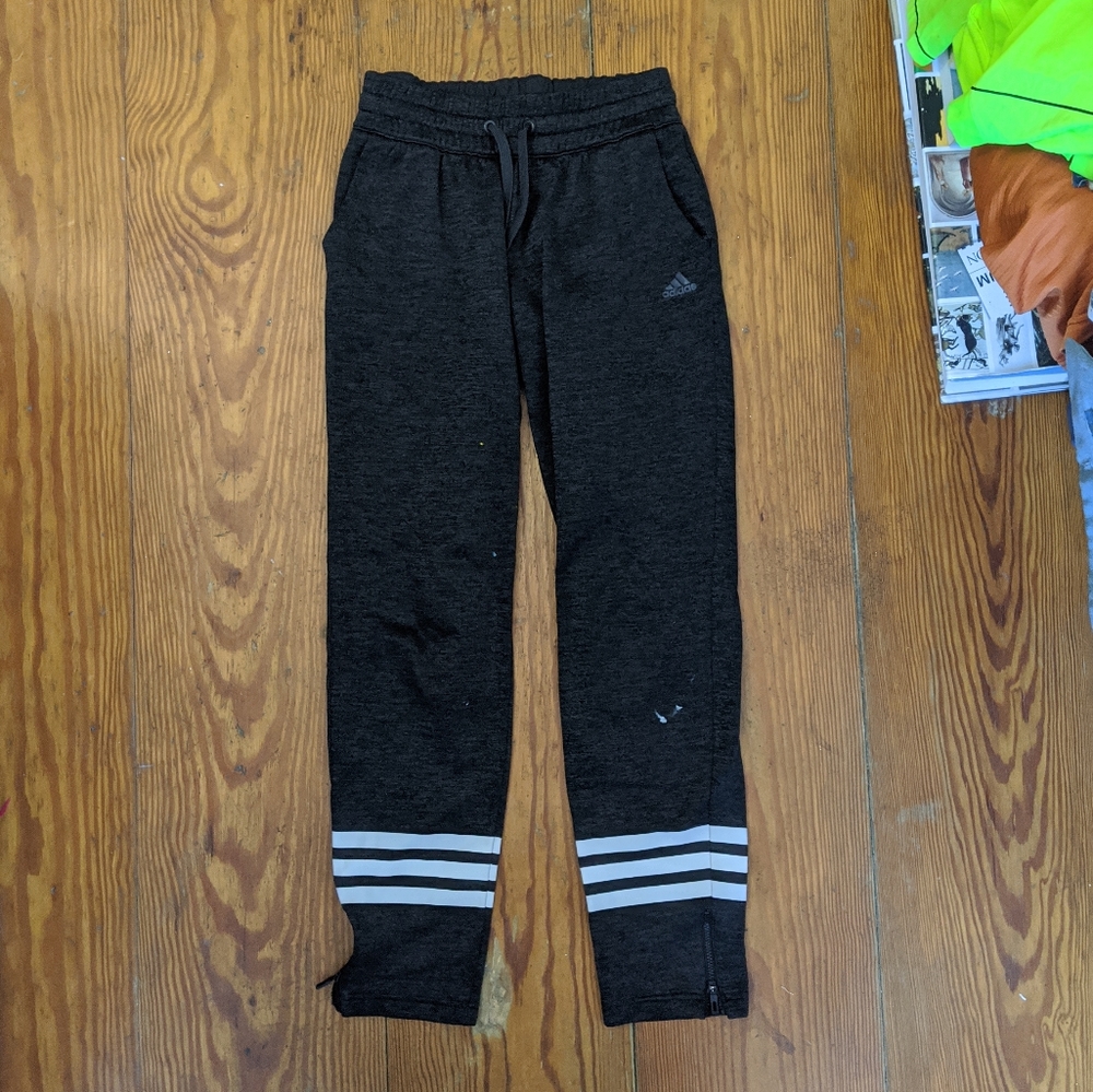 Last Chance; Adidas Sweatpants